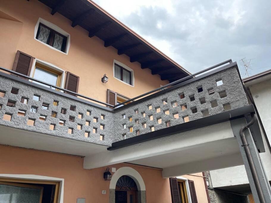 Casa Vacanze La Torre Malonno Zewnętrze zdjęcie